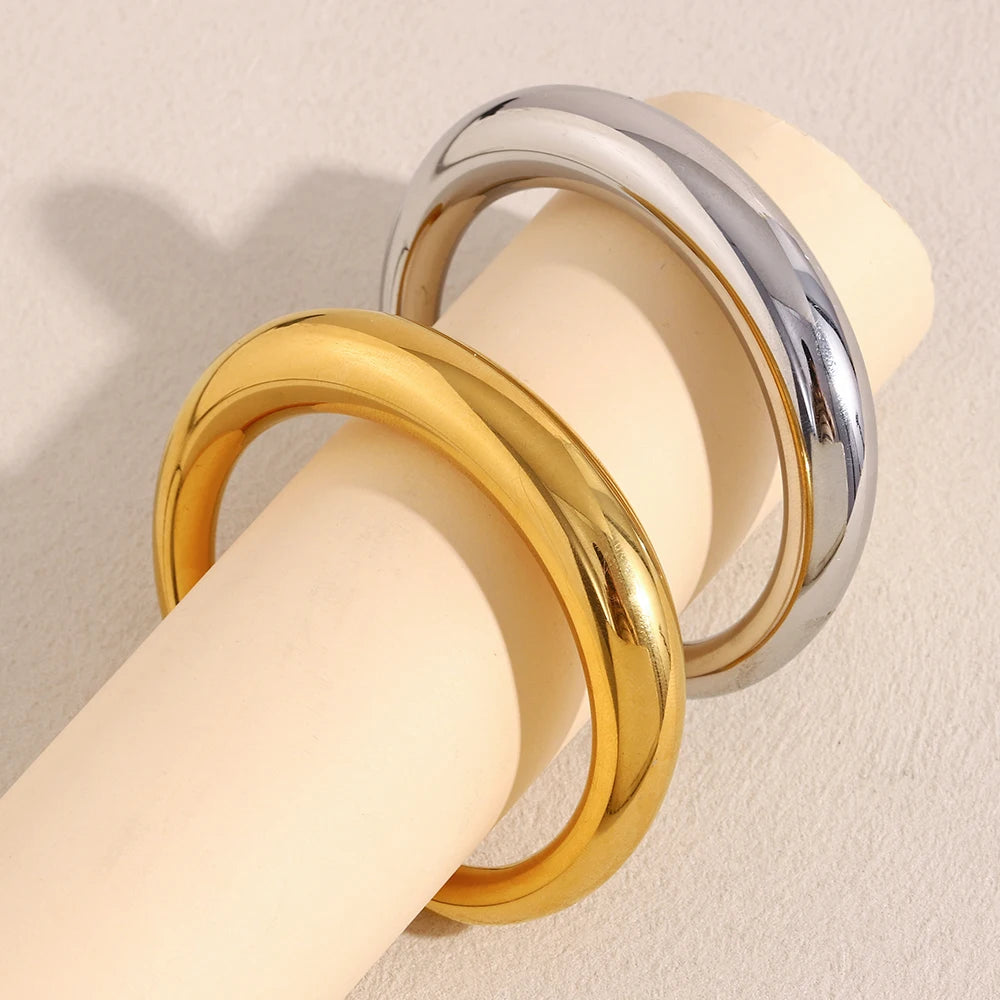 La.Muses – Pointed Grace Cuff 18K