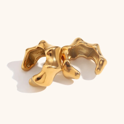 La.Muses – Natural Glow Ear Clip 18K