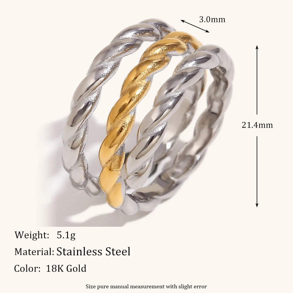 La.Muses – Three Layer Twist Ring 18K