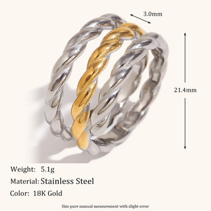 La.Muses – Three Layer Twist Ring 18K