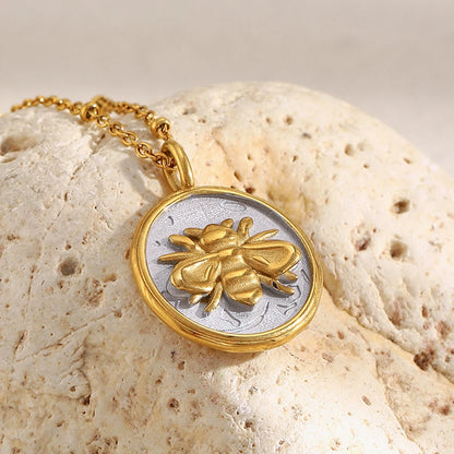 La.Muses – Honey Bee Necklace 18K