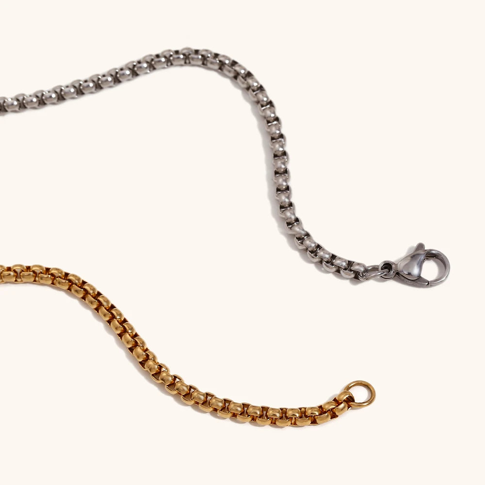 La.Muses – Hollow Heart Chain 18K