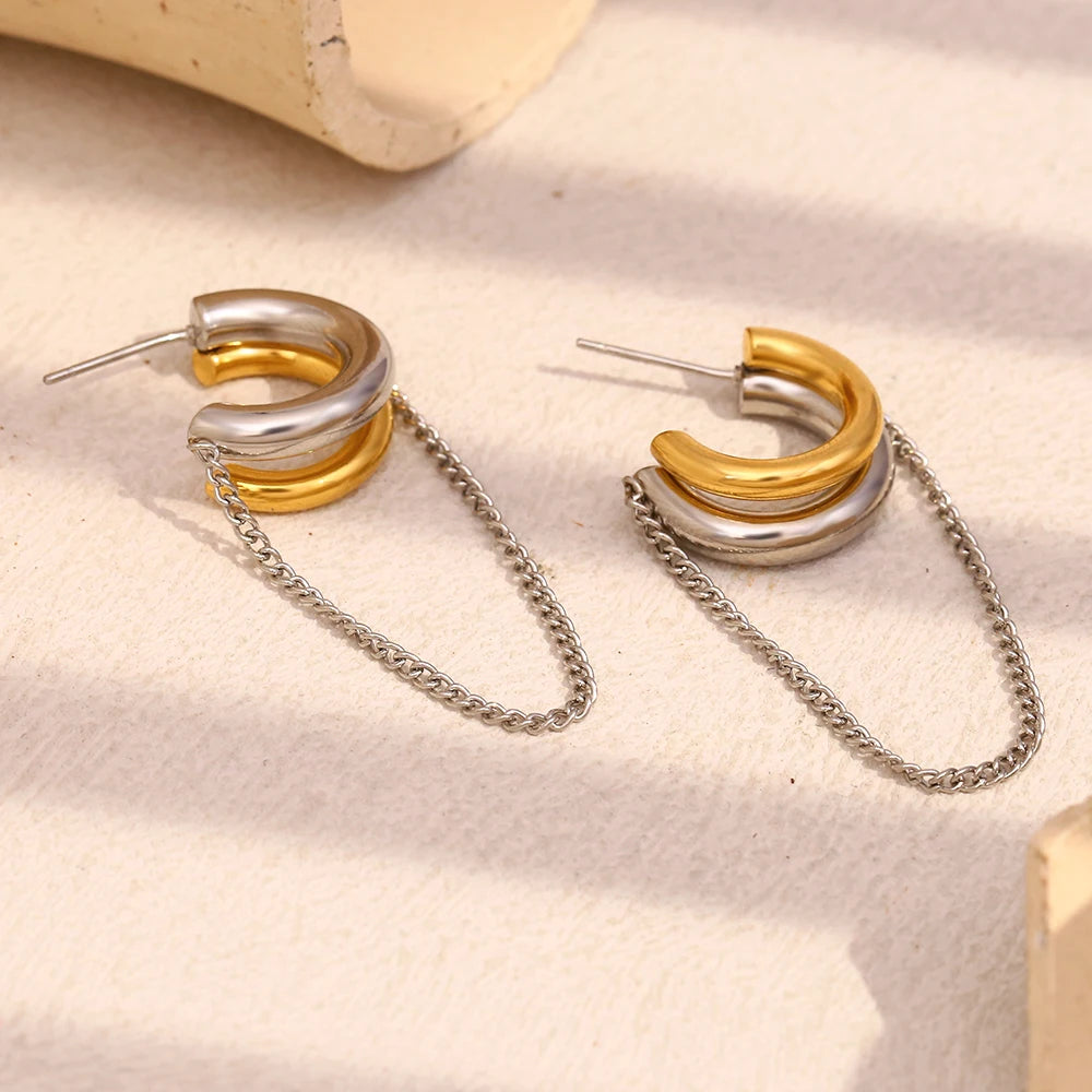 La.Muses – C-Tassel Earrings 18K