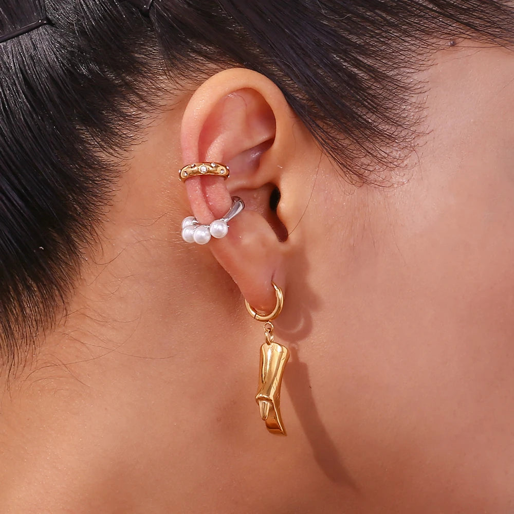 La.Muses – Lueur Subtile Ear Cuff 18K