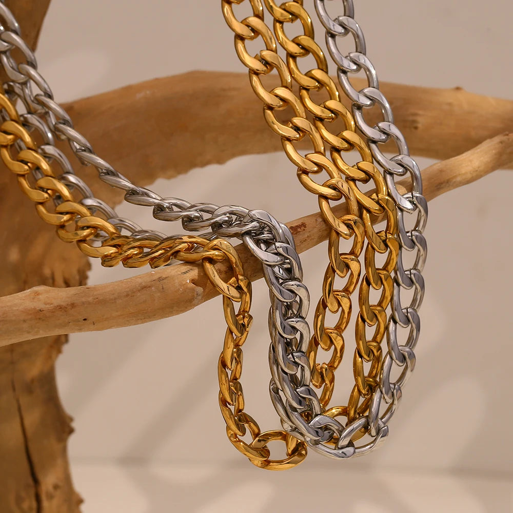 La.Muses – Minimalist Cuban Chain 18K