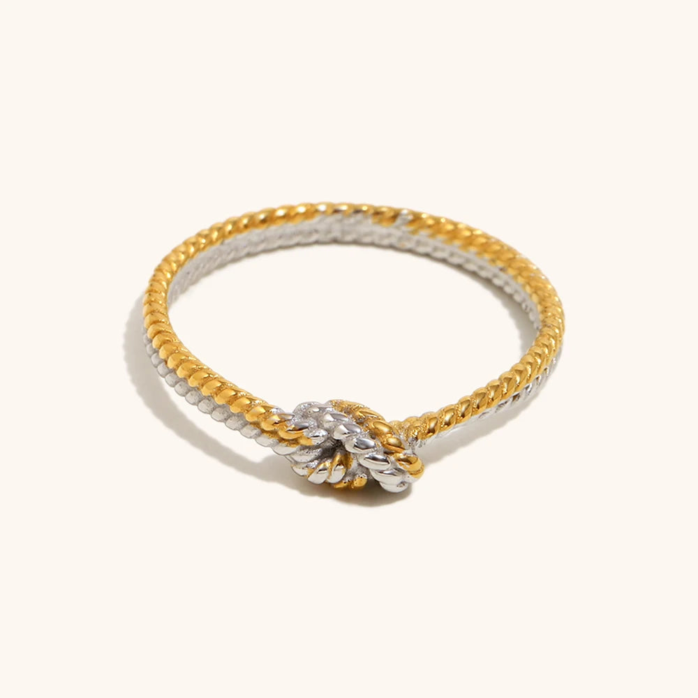 La.Muses – Fried Twist Ring 18K