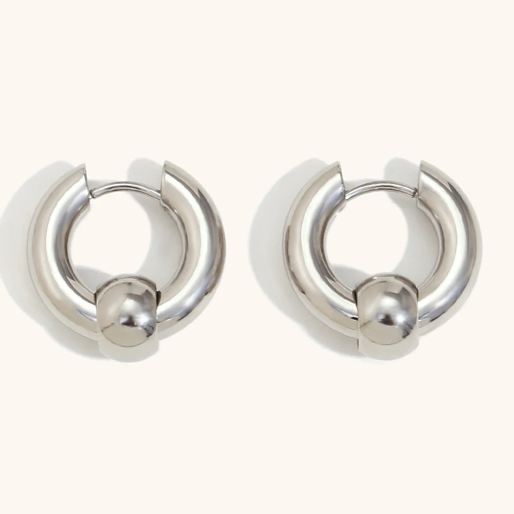 La.Muses – Beaded Glow Hoops 18K