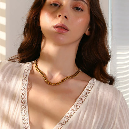 La.Muses – Bold Square Chain 18K