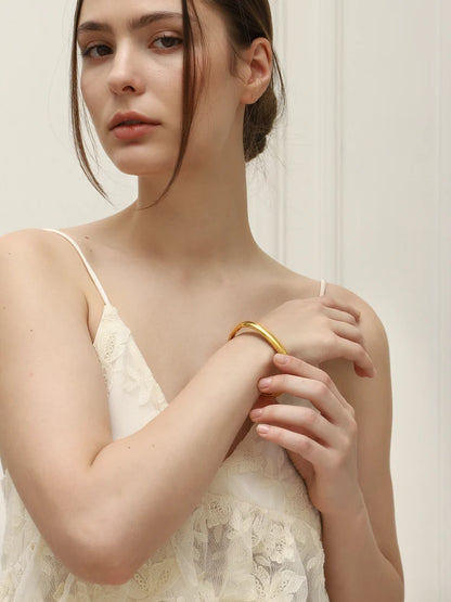 La.Muses – Round Harmony Bangle 18K