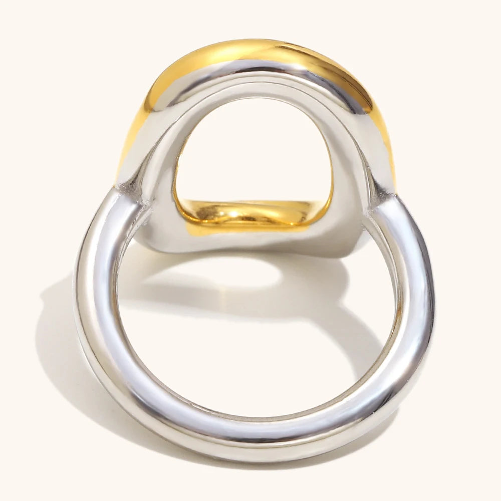La.Muses – Hollow O Ring 18K