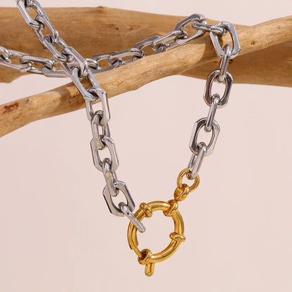 La.Muses – Spring Buckle Chain 18K