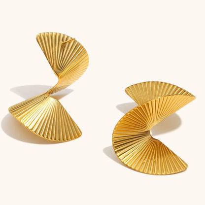 La.Muses – Twisted Grace Earrings 18K