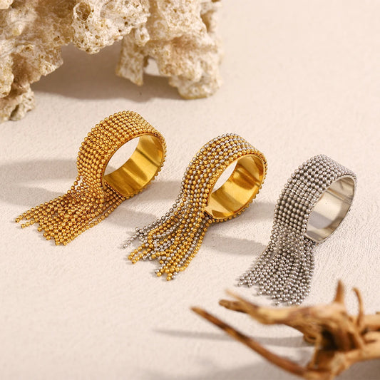 La.Muses – Chain Tassel Ring 18K