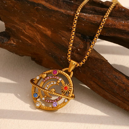 La.Muses – Cosmic Compass Necklace 18K