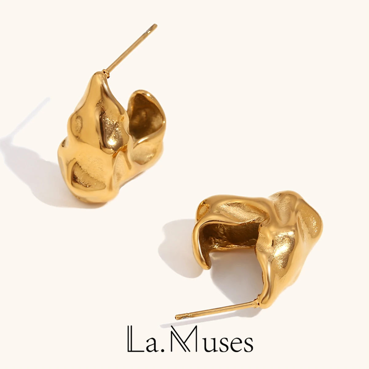 La.Muses – Hook Bold Earrings 18K