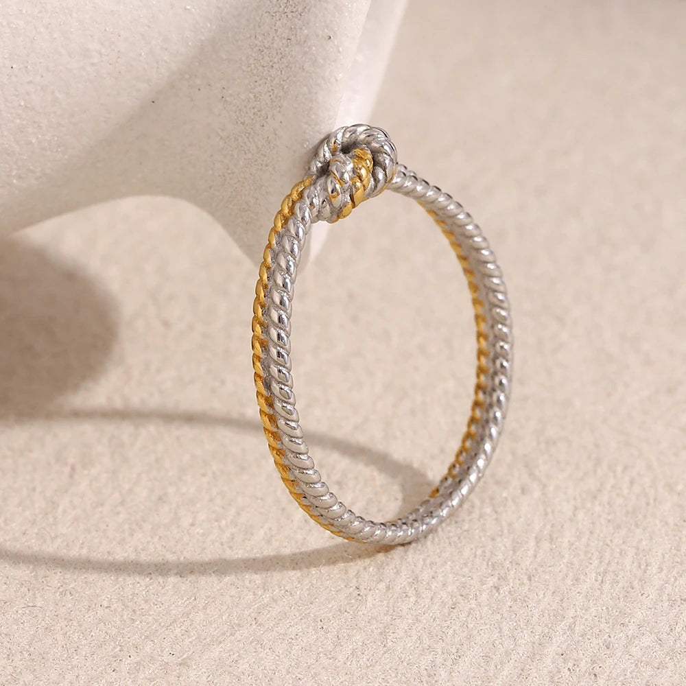 La.Muses – Fried Twist Ring 18K