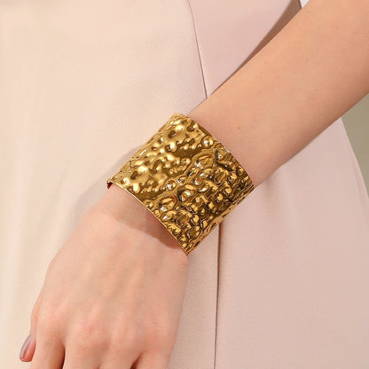 La.Muses – L’Impériale Sculptée 18K