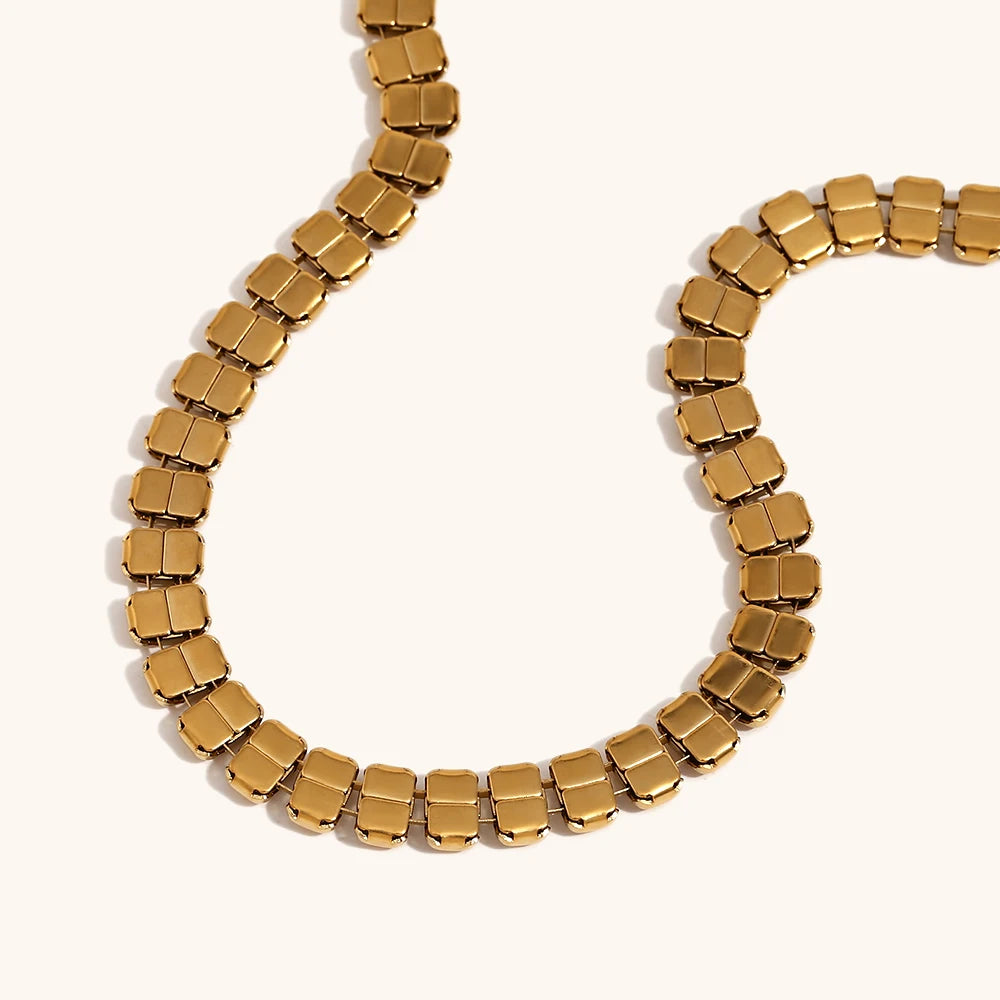 La.Muses – Bold Square Chain 18K