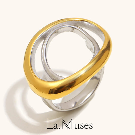 La.Muses – Oval Splice Ring 18K