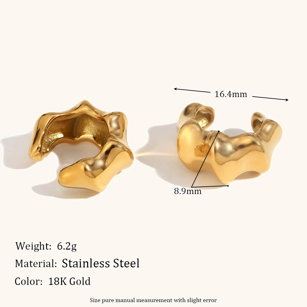 La.Muses – Natural Glow Ear Clip 18K