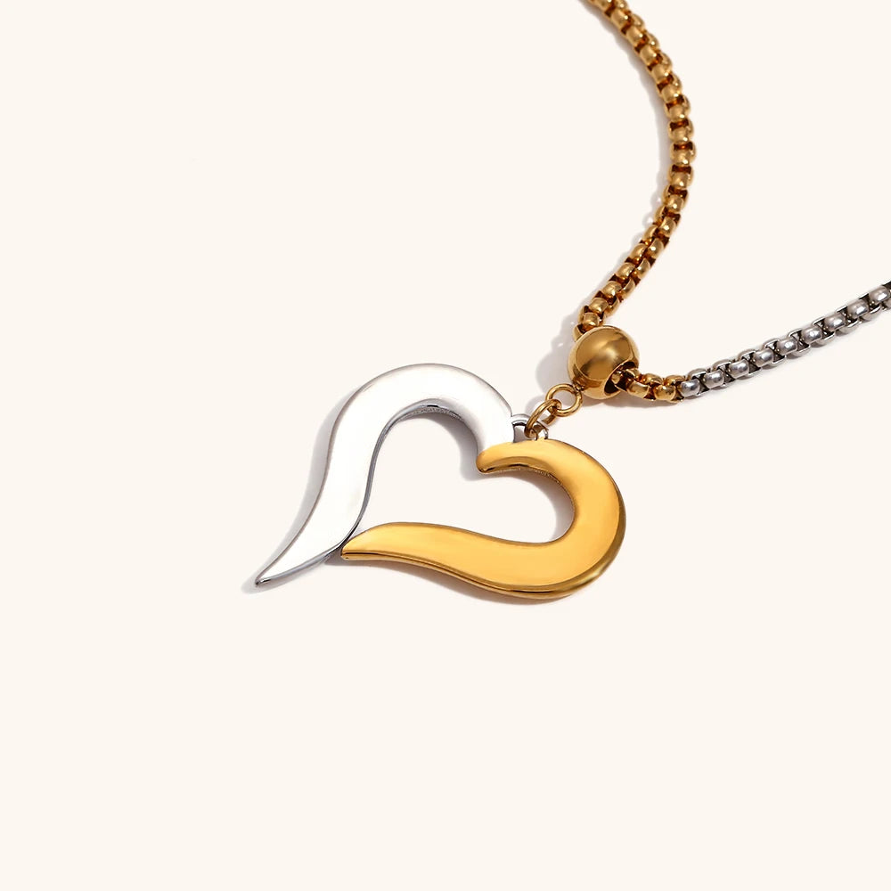 La.Muses – Hollow Heart Chain 18K