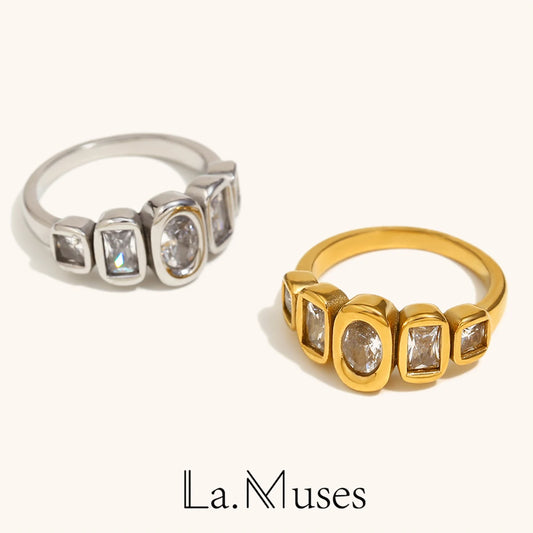 La.Muses – Geometric Grace Ring 18K
