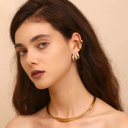 La.Muses – Natural Glow Ear Clip 18K