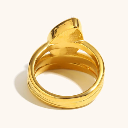 La.Muses – Golden Waves Zircon Ring 18K