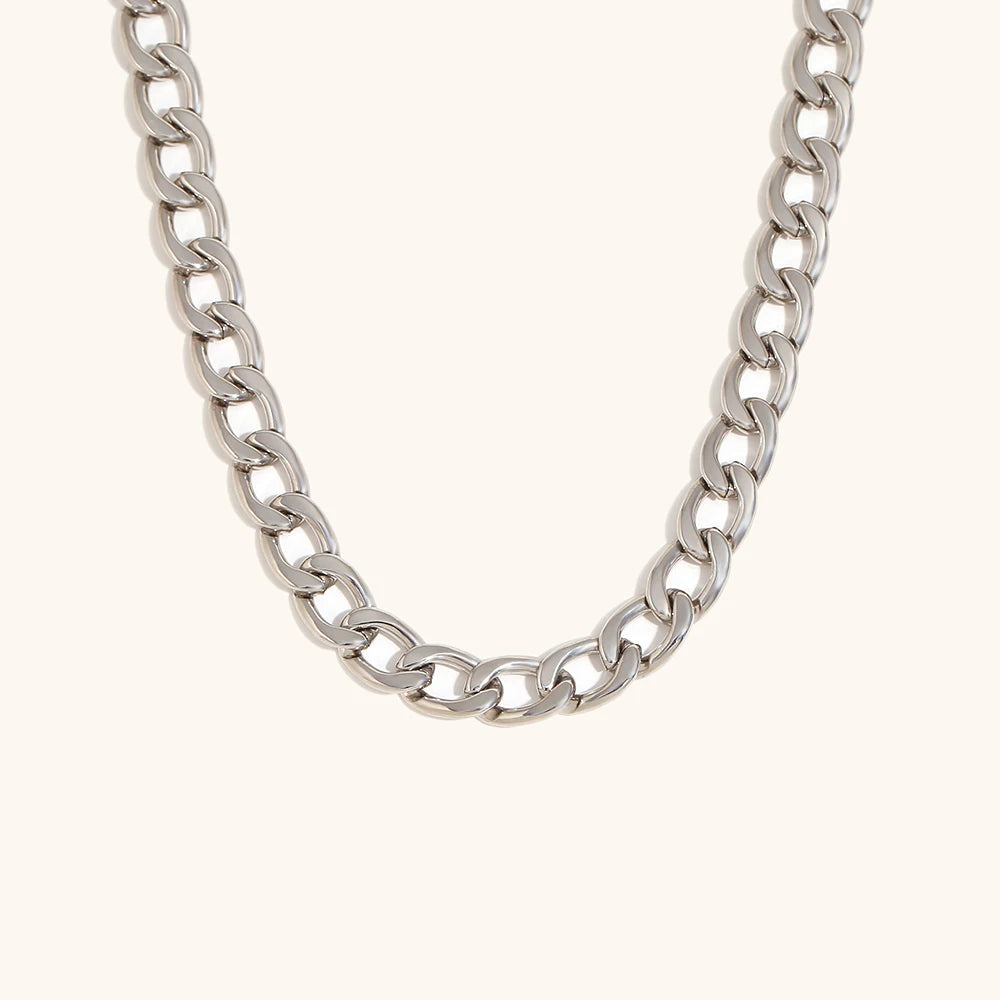 La.Muses – Minimalist Cuban Chain 18K
