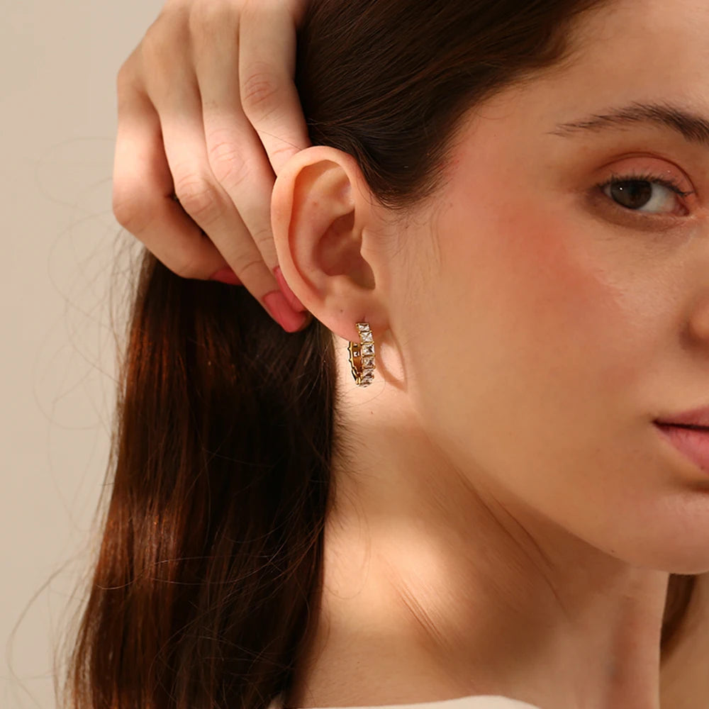 La.Muses – Classic Glow Zircon Hoops 18K