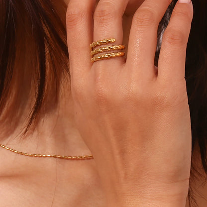 La.Muses – Three Layer Twist Ring 18K
