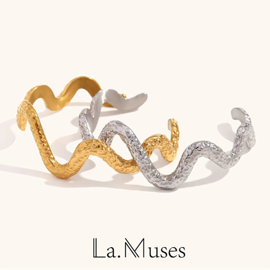 La.Muses – Hammer Snake Cuff 18K