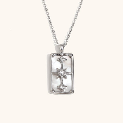 La.Muses – North Star Necklace 18K