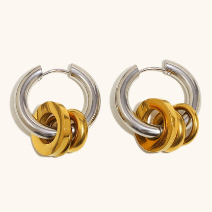 La.Muses – Circle Charm Earrings 18K