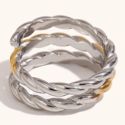 La.Muses – Three Layer Twist Ring 18K