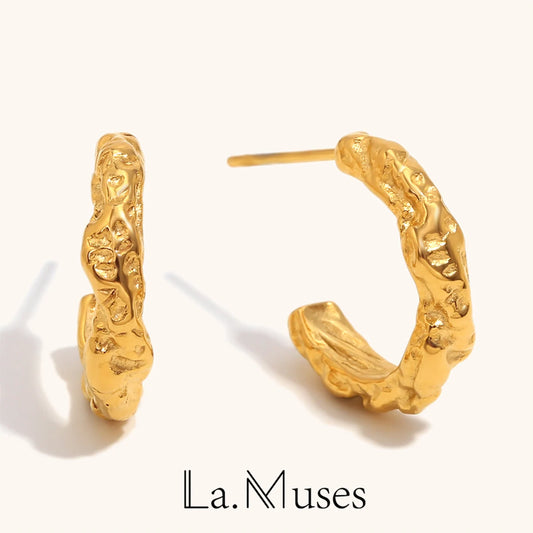 La.Muses – Sculptural C-Hoop 18K